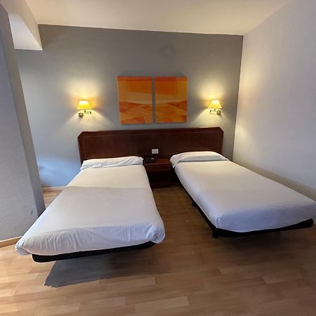 Hotel Unzaga Plaza Éibar Zewnętrze zdjęcie