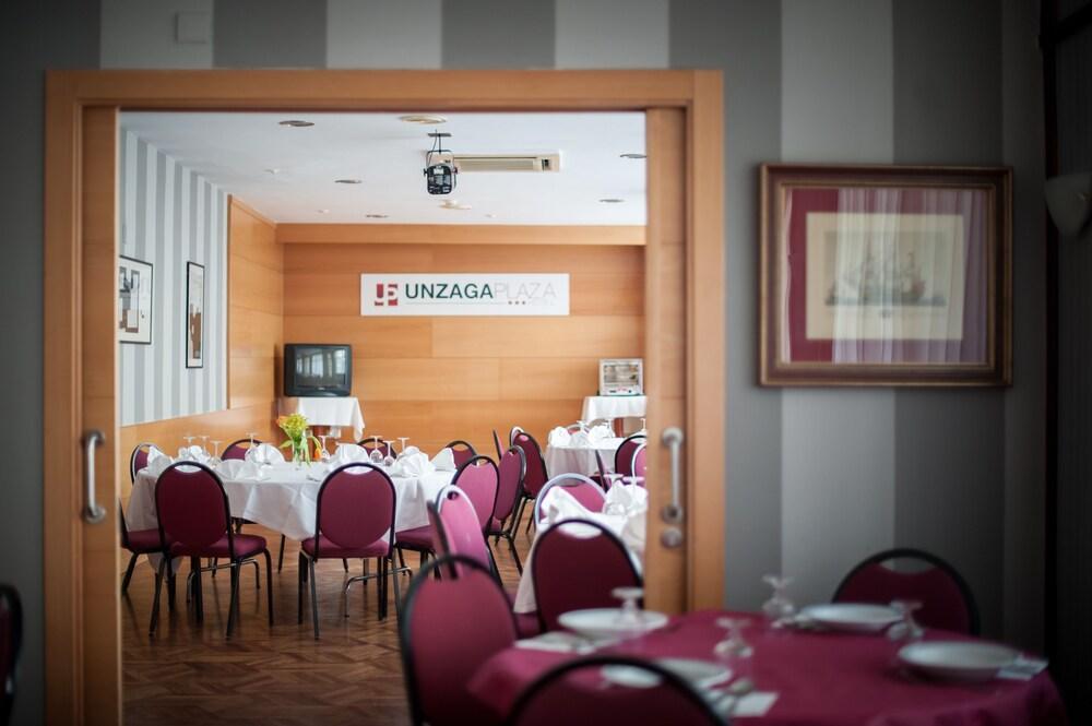 Hotel Unzaga Plaza Éibar Zewnętrze zdjęcie