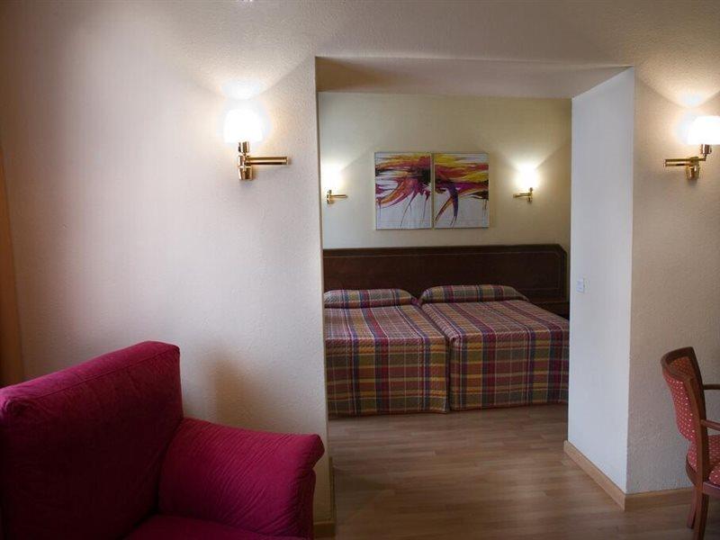 Hotel Unzaga Plaza Éibar Zewnętrze zdjęcie