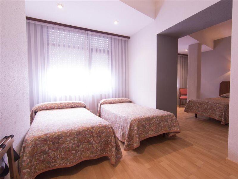 Hotel Unzaga Plaza Éibar Zewnętrze zdjęcie
