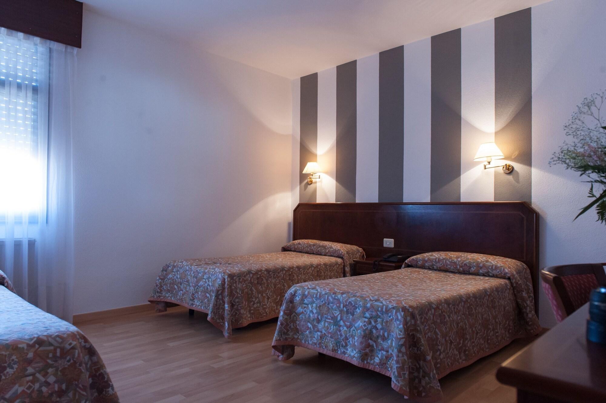Hotel Unzaga Plaza Éibar Zewnętrze zdjęcie