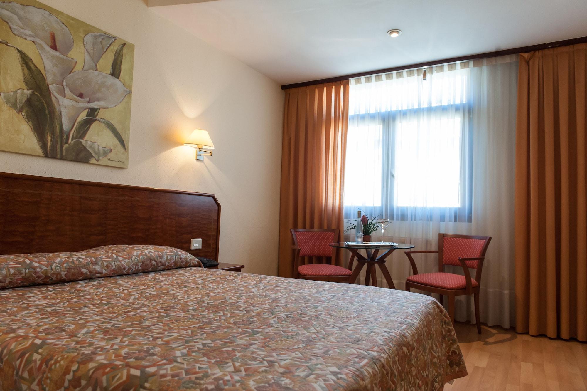 Hotel Unzaga Plaza Éibar Zewnętrze zdjęcie