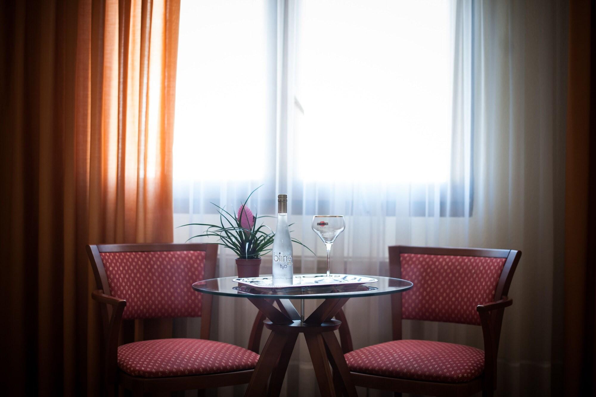 Hotel Unzaga Plaza Éibar Zewnętrze zdjęcie