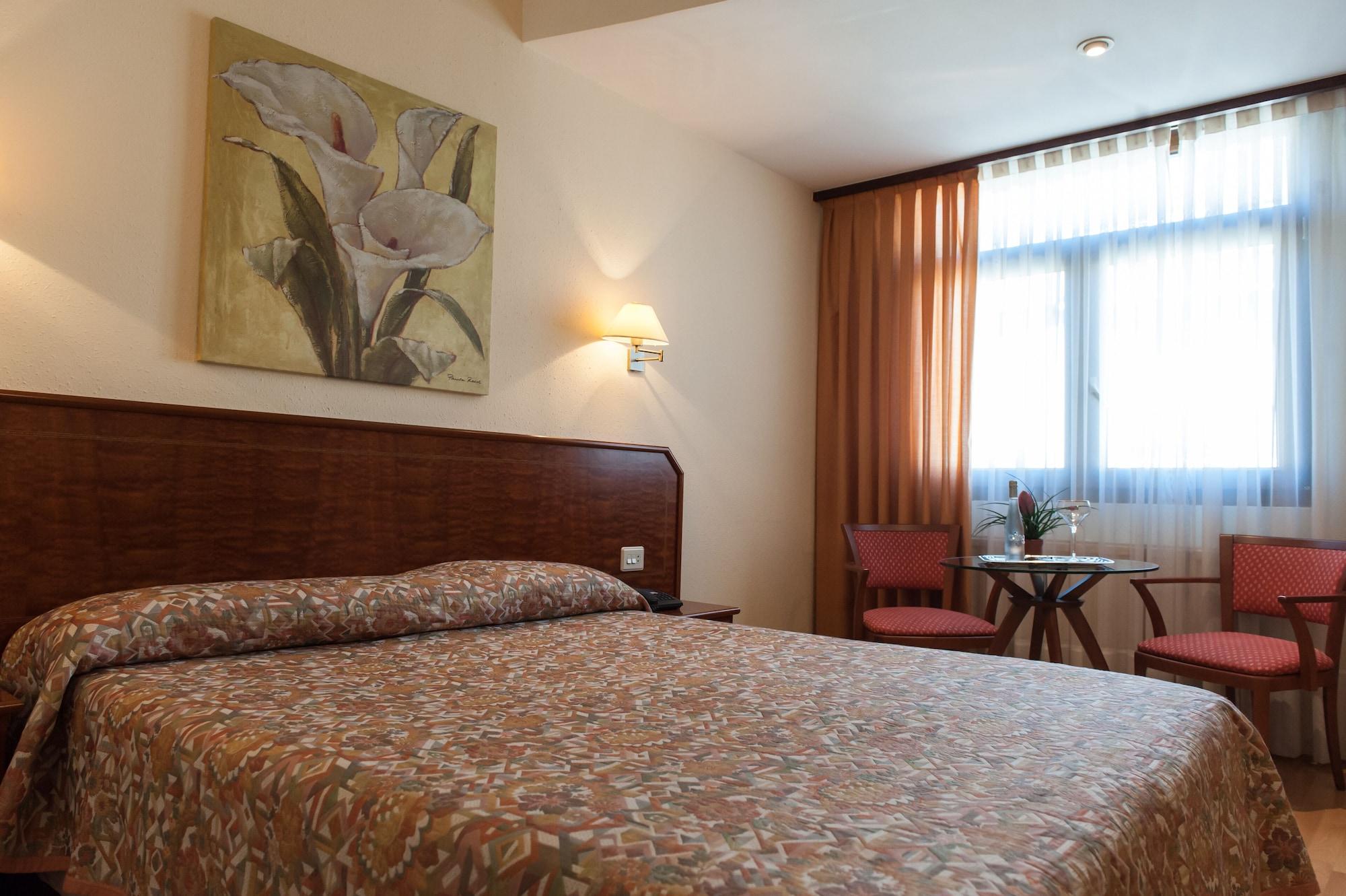 Hotel Unzaga Plaza Éibar Zewnętrze zdjęcie
