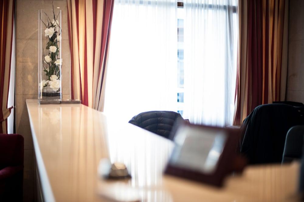 Hotel Unzaga Plaza Éibar Zewnętrze zdjęcie