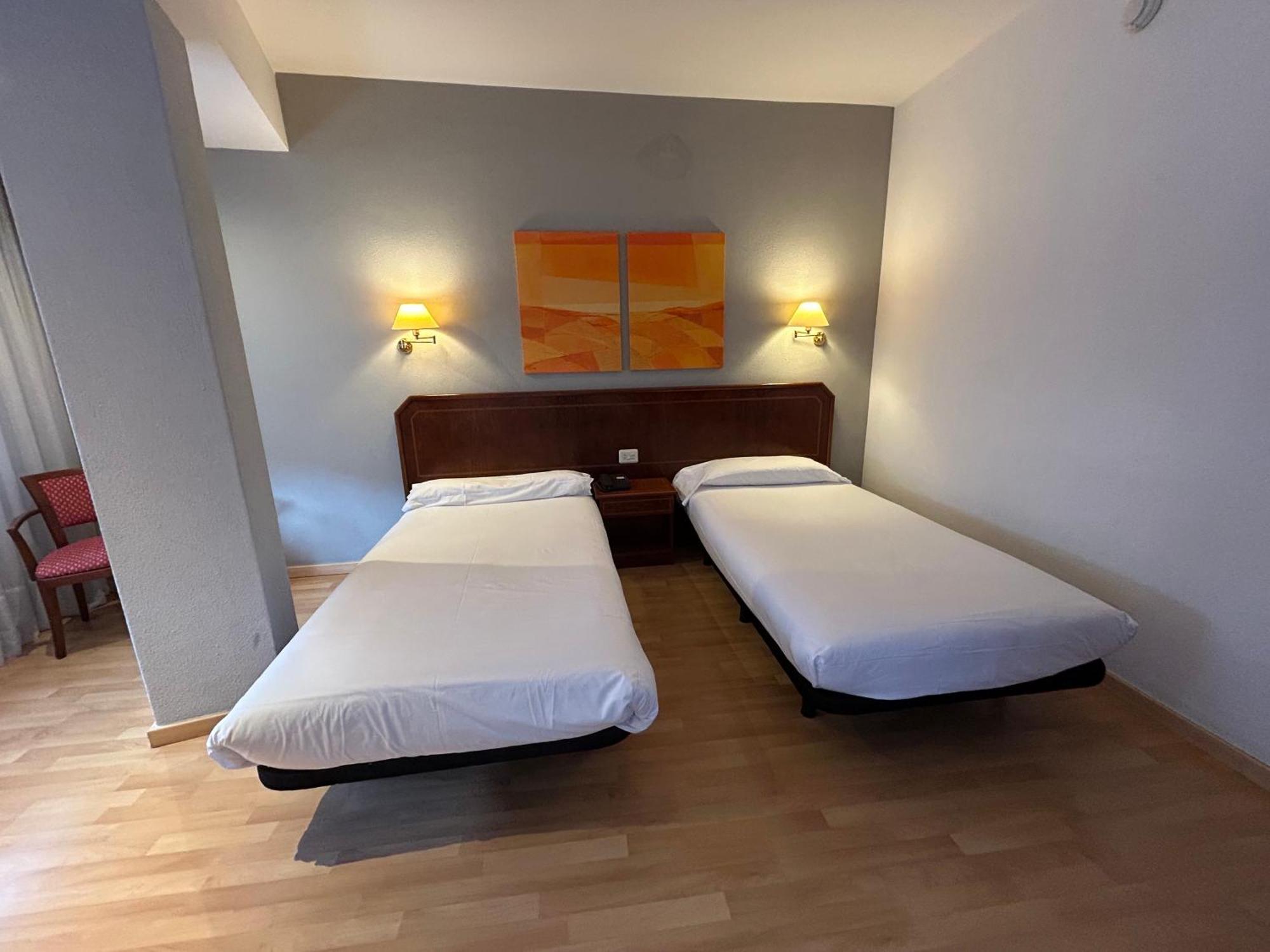 Hotel Unzaga Plaza Éibar Zewnętrze zdjęcie