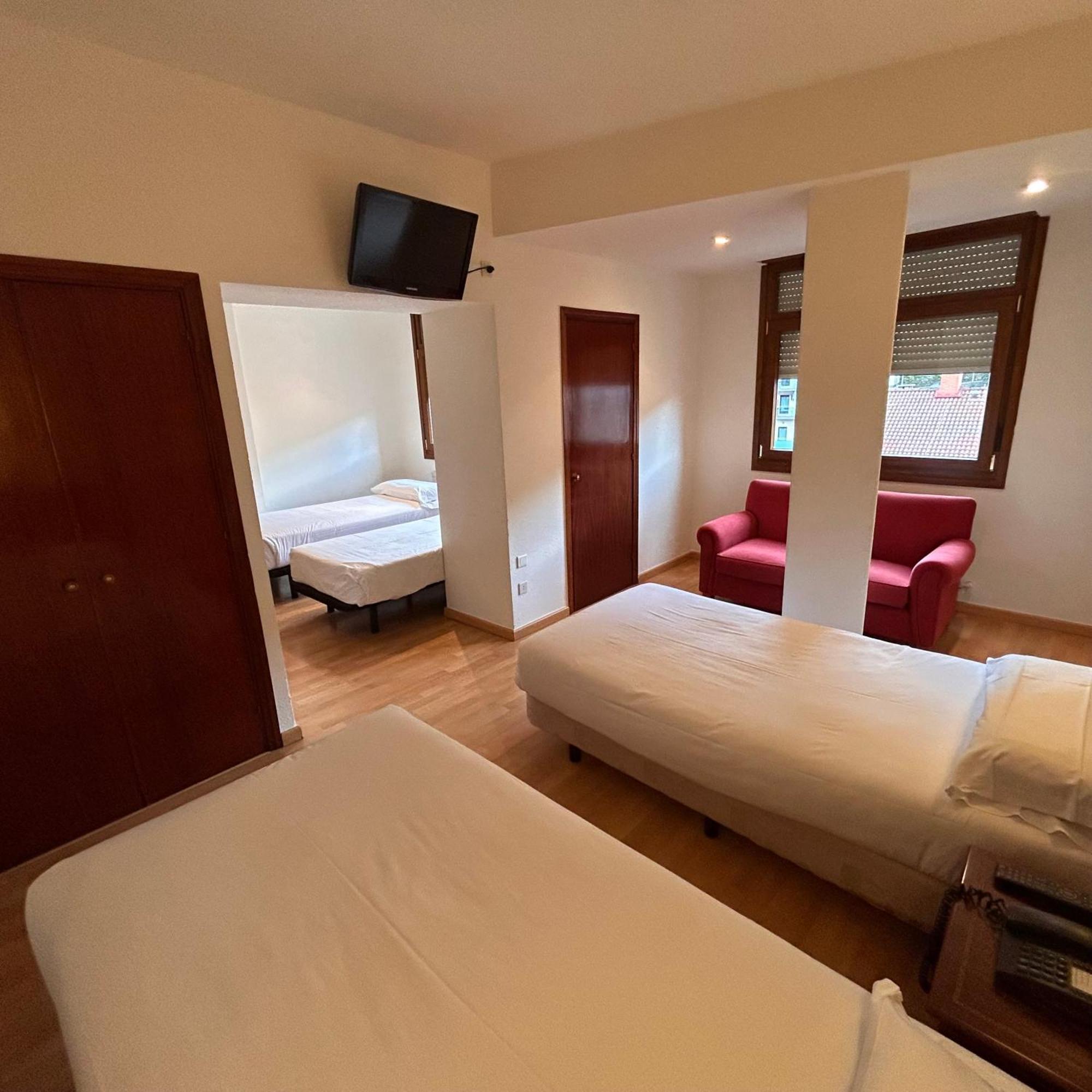 Hotel Unzaga Plaza Éibar Zewnętrze zdjęcie